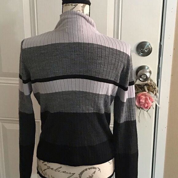 Amanda Smith turtleneck sweater size small black - Picture 11 of 13